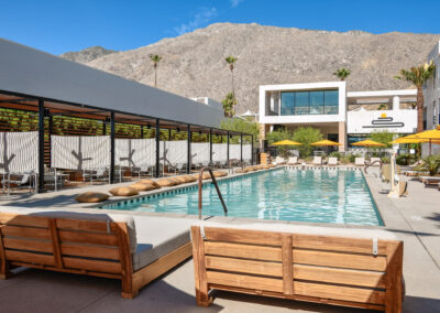 luxury pool in southern california