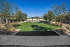 Com-Landscape-scaled-1280×854-1_result