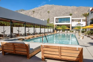 luxury-commercial-pool-builder-southern-california-pool-with (1)_result