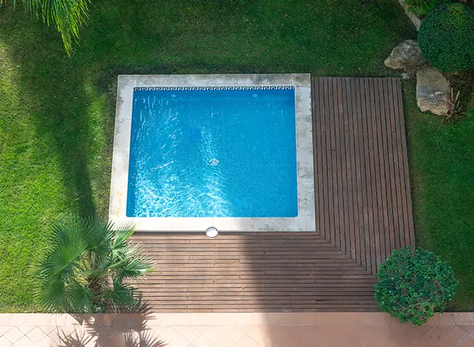Plunge pool installed by Teserra Outdoors